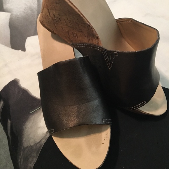 Mossimo Wedges - Picture 2 of 4